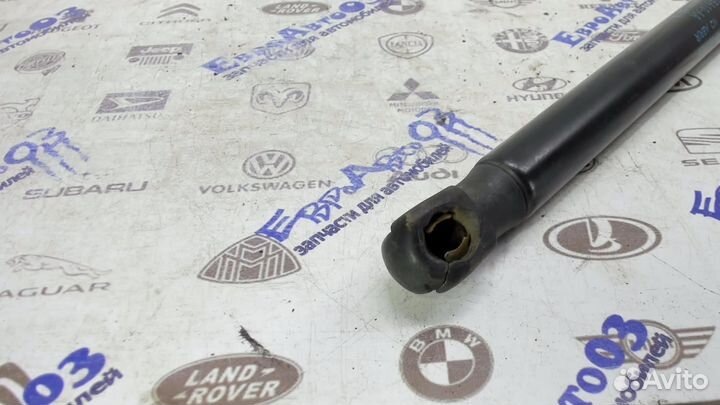 Амортизатор двери багажника Ford Fusion 2002-2012