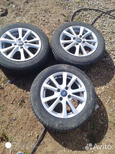 Продам колёса r15