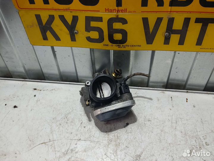 Дроссельная заслонка Opel Astra H z18xer 55562380