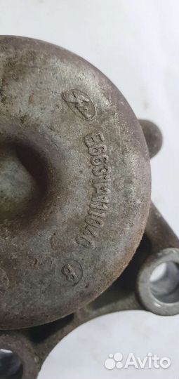 Натяжитель ремня Jeep Cherokee 3.0 diesel