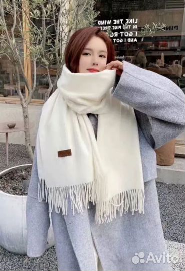 Платок Gerunsi молочный