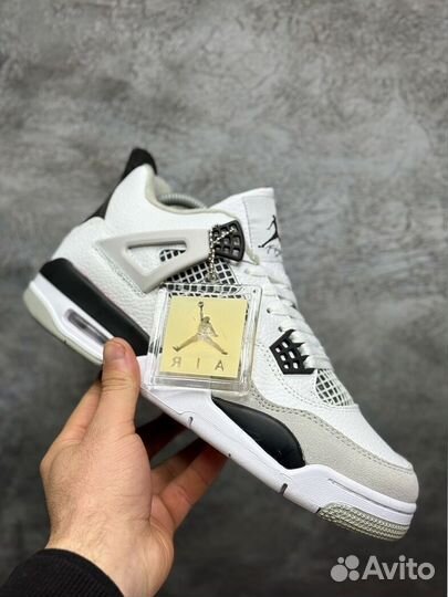 Кроссовки Nike AirJordan 4 с мехом