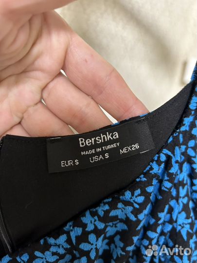 Платье bershka