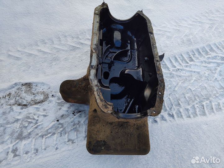 Поддон масляный Nissan Serena C23 1998 г.в