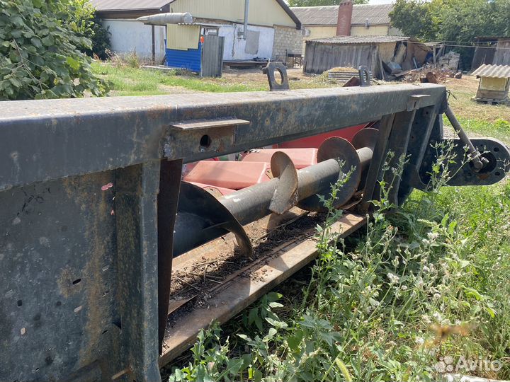 Жатка кукурузная geringhoff