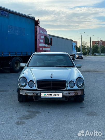 Mercedes-Benz E-класс 2.4 МТ, 1997, 331 530 км