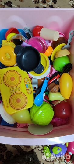 Кухня и кухонные принадлежности