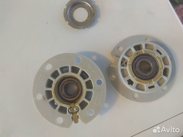 Суппорта на стиралку Wirlpool