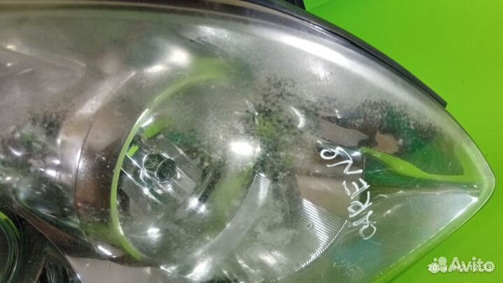 Фара правая для Kia Carens 2006-2012