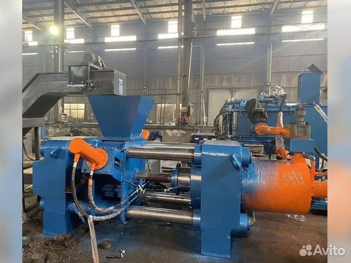 Пресс для макулатуры, картона