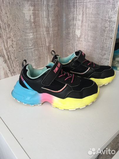 Кроссивки для девочки