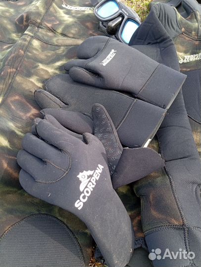 Гидрокостюм