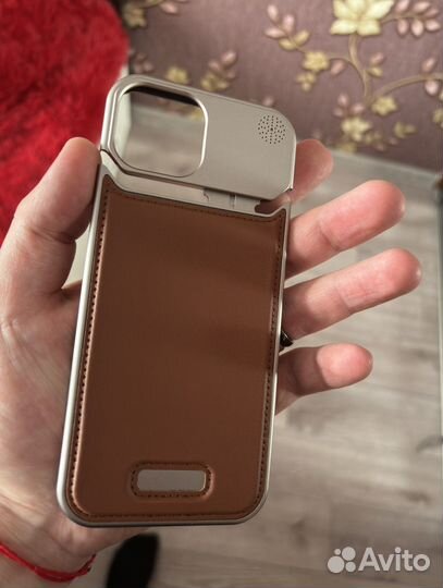 Чехол на iPhone 15