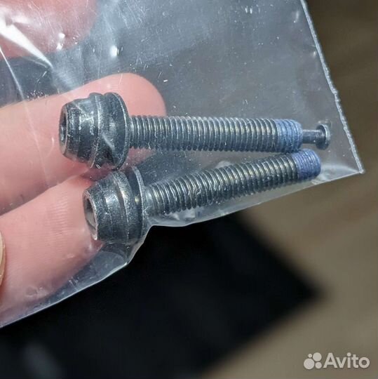 Болты крепления тормоза велосипеда flat mount