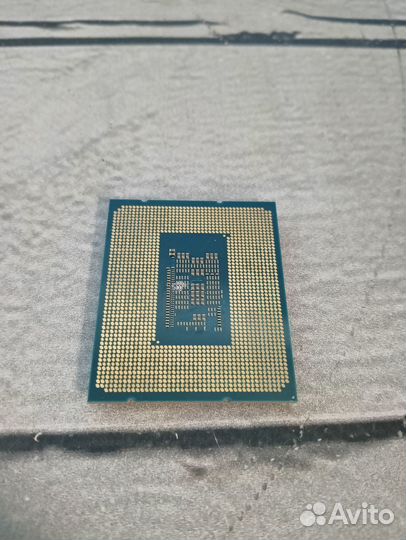 Intel core i3 12100f