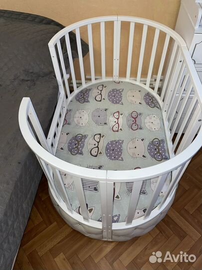 Комод и кроватка