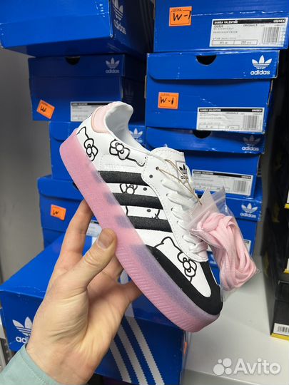 Кроссовки Adidas х hello kitty