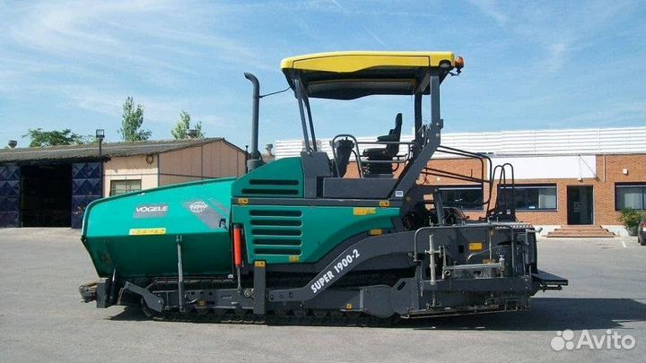 Оператор на асфальтоукладчик Vogele