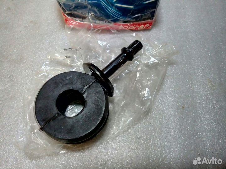 Volkswagen Passat - Тяга стабилизатора новая