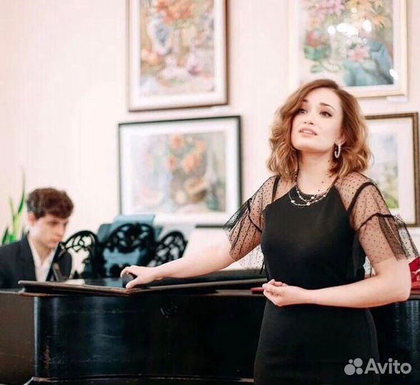 Педагог по вокалу, сольфеджио, гармонии