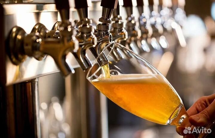Продавец разливного пива
