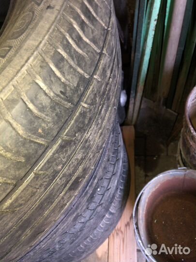 Goodyear EfficientGrip 2.25/65 R17 98H