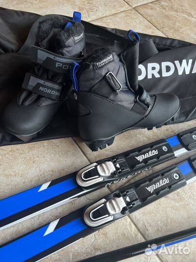 Беговые лыжи (юниорский комплект )