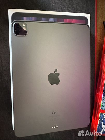 Apple iPad Pro (2020) 11