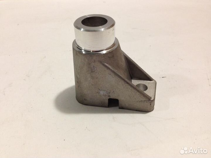 Кронштейн катка Тайга/Рысь K10200268