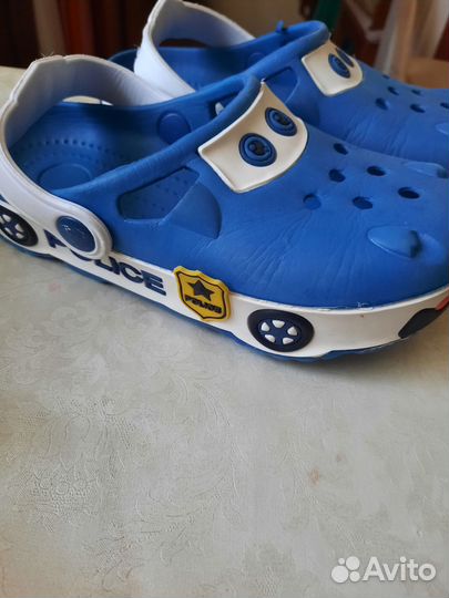 Детские резиновые тапочки типа crocs