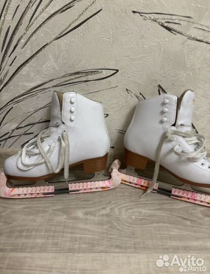 Фигурные коньки