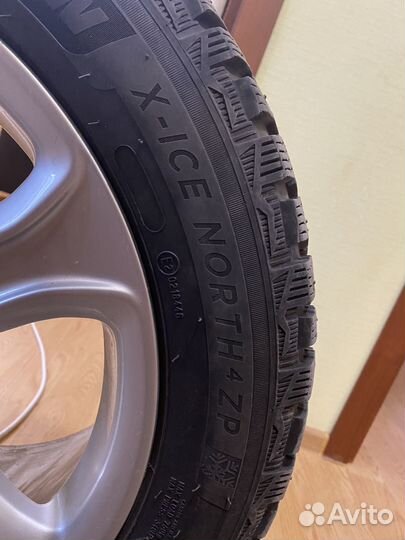 Michelin X-Ice North 4 225/50 R17 98H