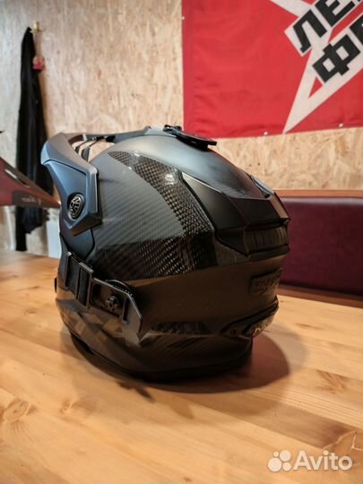 Снегоходный шлем