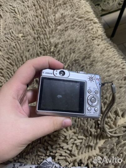 Компактный фотоаппарат