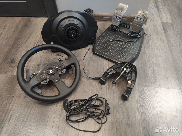 Thrustmaster T300RS