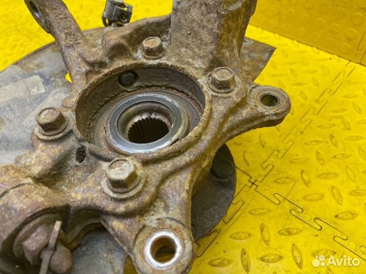 Б/У Кулак поворотный - В хорошем состоянииn