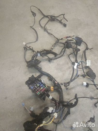 Проводка салона Рено Санандеро 2 МКПП