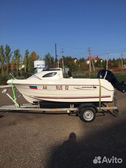 Каютный катер Quicksilver flamingo 420+Mercury 60