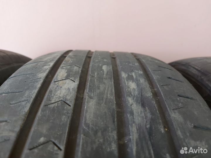 Continental ComfortContact - 5 215/55 R17 94