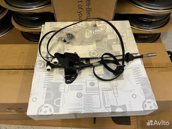 Механизм сдвижной двери электро на Sprinter 906