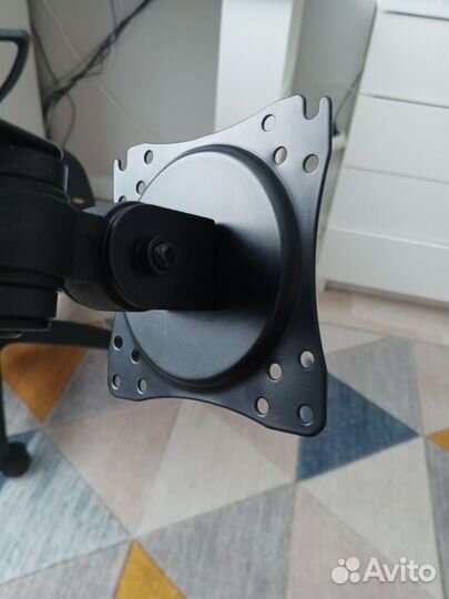 Кронштейн для монитора на стол