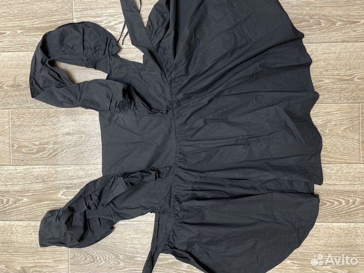 Стильное черное платье 42р