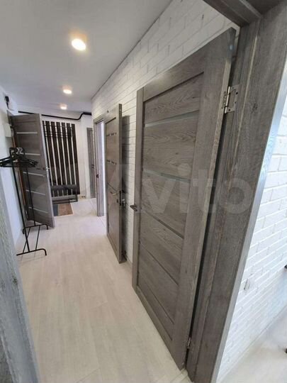 2-к. квартира, 48 м², 1/9 эт.