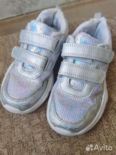 Кроссовки р31