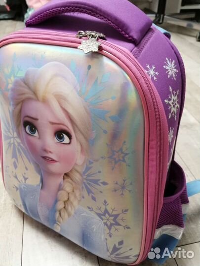 Школьный рюкзак