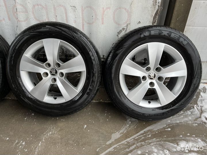 Комплект колес r16 5/112 skoda (оригинал)