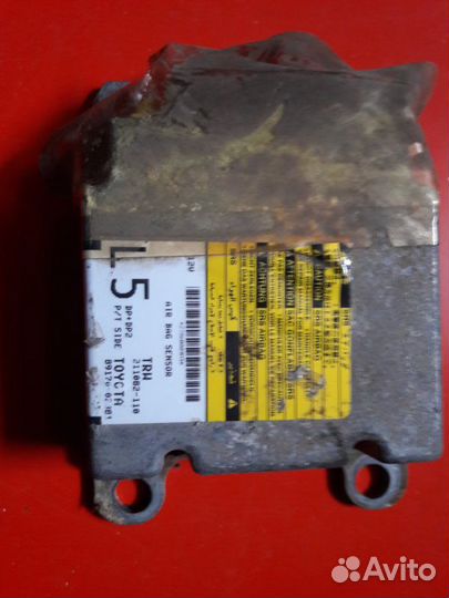 Блок управления подушек безопасности Toyota