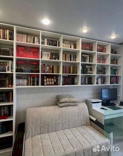 Шкаф распашной