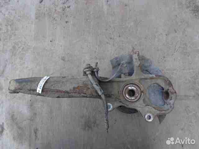 Цапфа/кулак поворотный передний правый Volkswagen