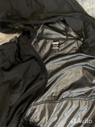 Джинсовая рубашка